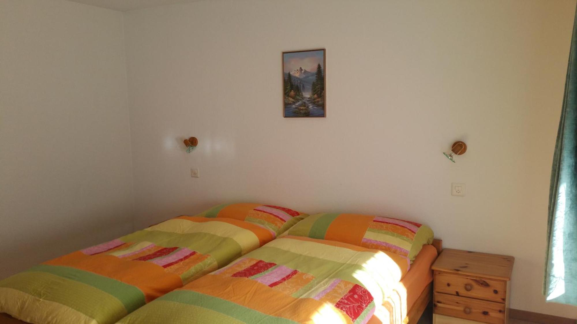 Ferienhaus Antigua Saas-Grund Phòng bức ảnh